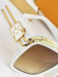 Picture of Louis Vuitton Sunglasses _SKUfw76406705fw